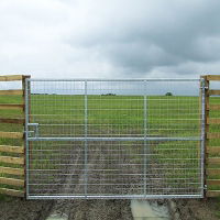 Metal Deer Gate 6ft x 1840mm High 76 x 76mm Mesh 40mm Box Frame