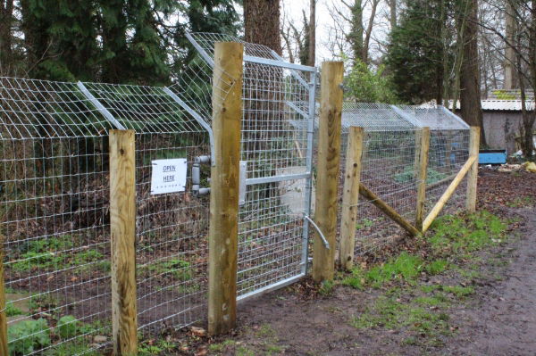 Front Facing Otter Bracket Cranked to 45 Degrees  Galvanised